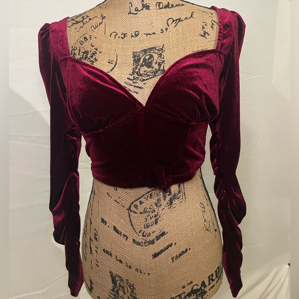 Windsor Long Sleeve Crop Top